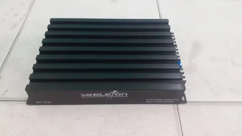 Power mobil 4 channel merek skeleton