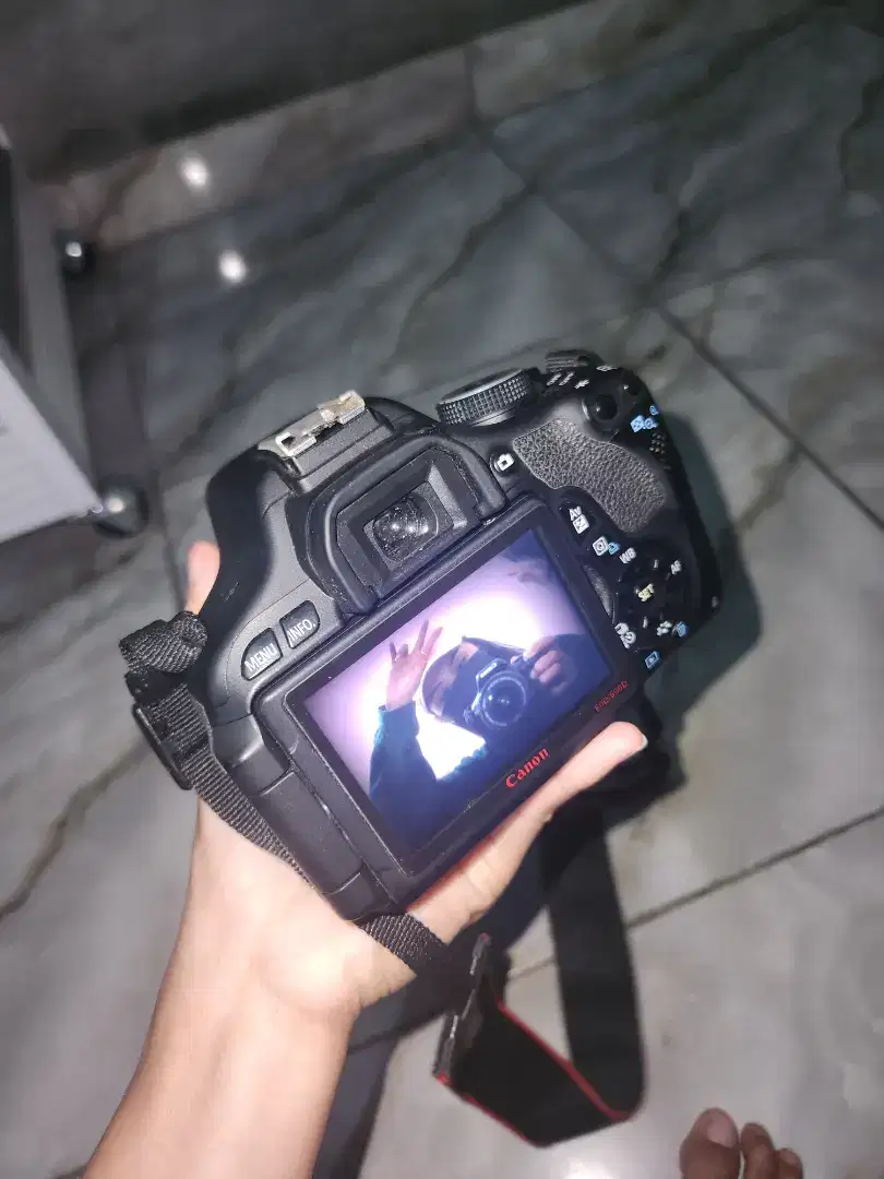 Canon d600 secon