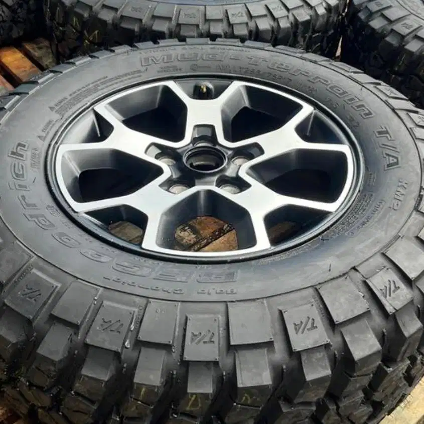 Velg Oem Jeep Rubicon JL
