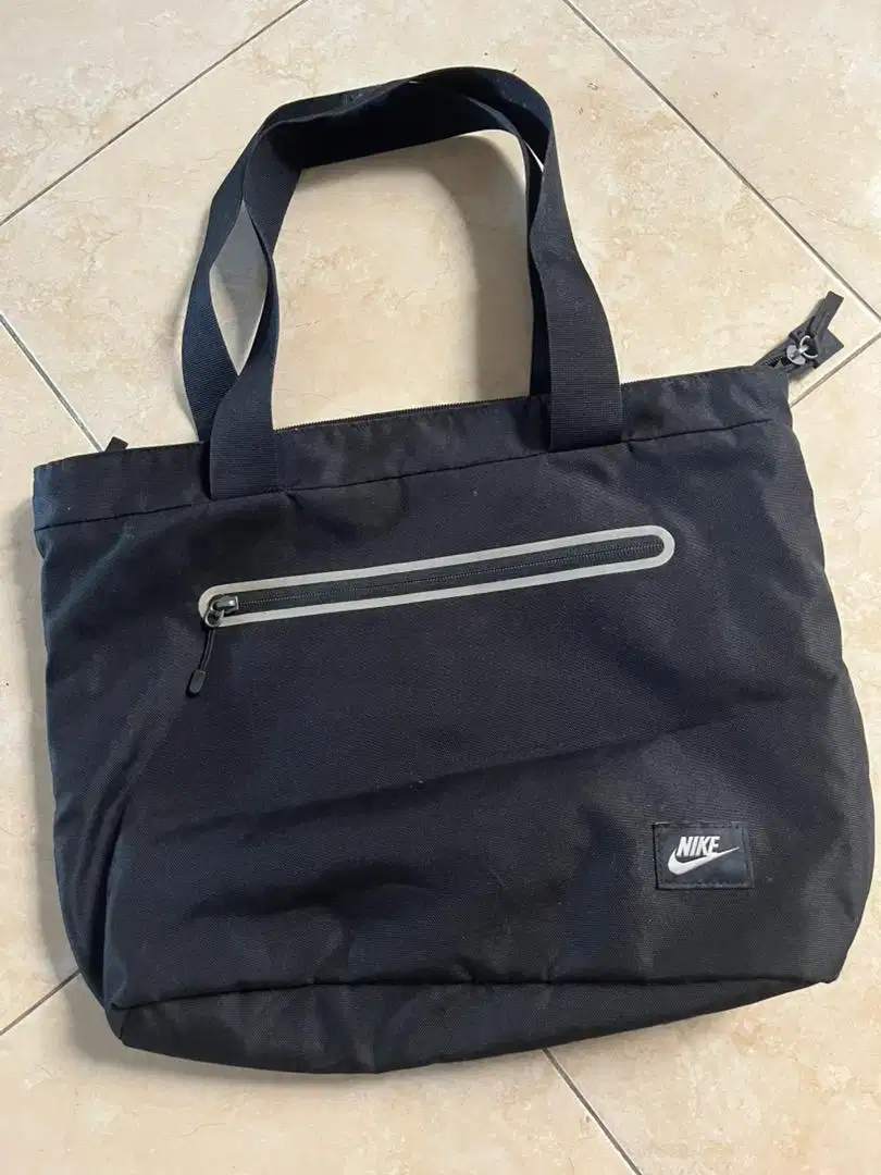 Preloved Tootebag Original Nike
