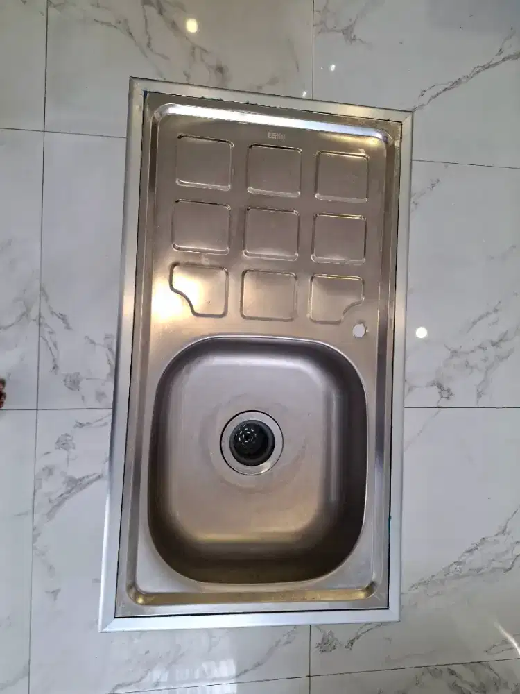 Tempat cuci piring aluminium anti karat