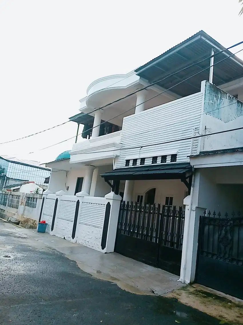 DIJUAL RUMAH DI CIATER PERMAI