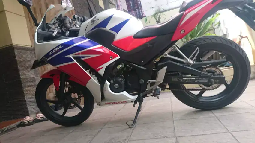 Honda Cbr 150R 2014