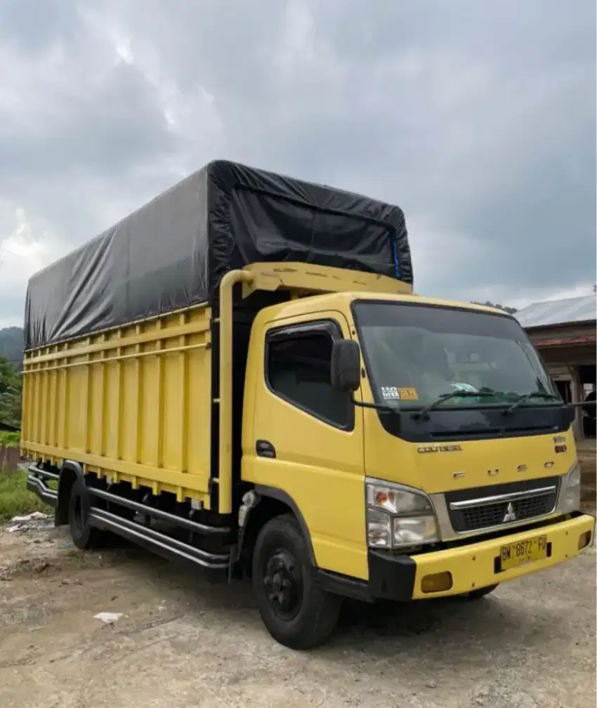 FE 84 G 4X2 MT Tahun 2016