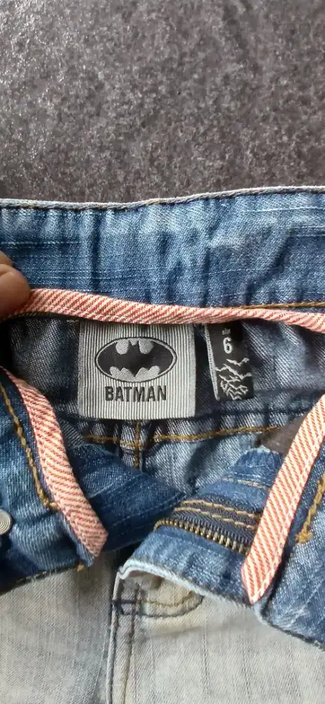 Celana Jeans anak Batman size 6 tahun Marvel asli