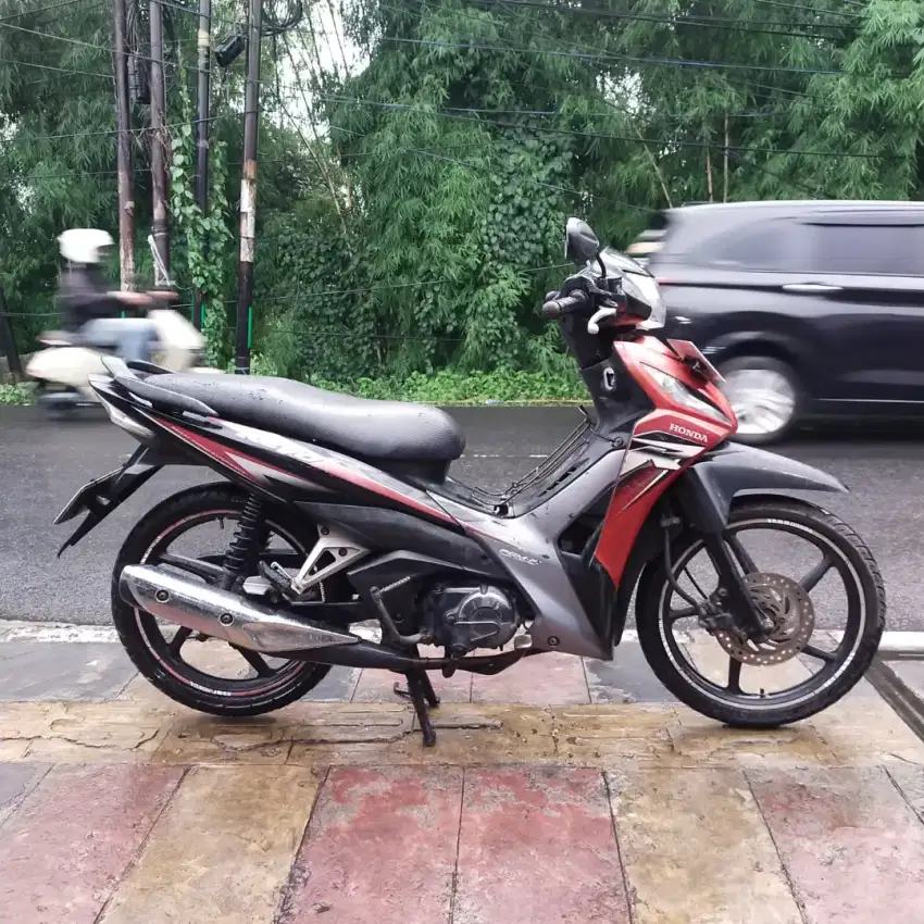 Revo Fit 2015 Mesin Nyuss Bagus Lengkap