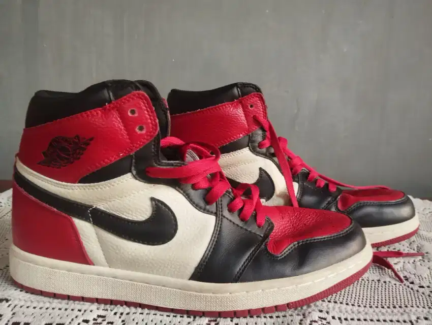 Air Jordan Retro High Ukuran 44