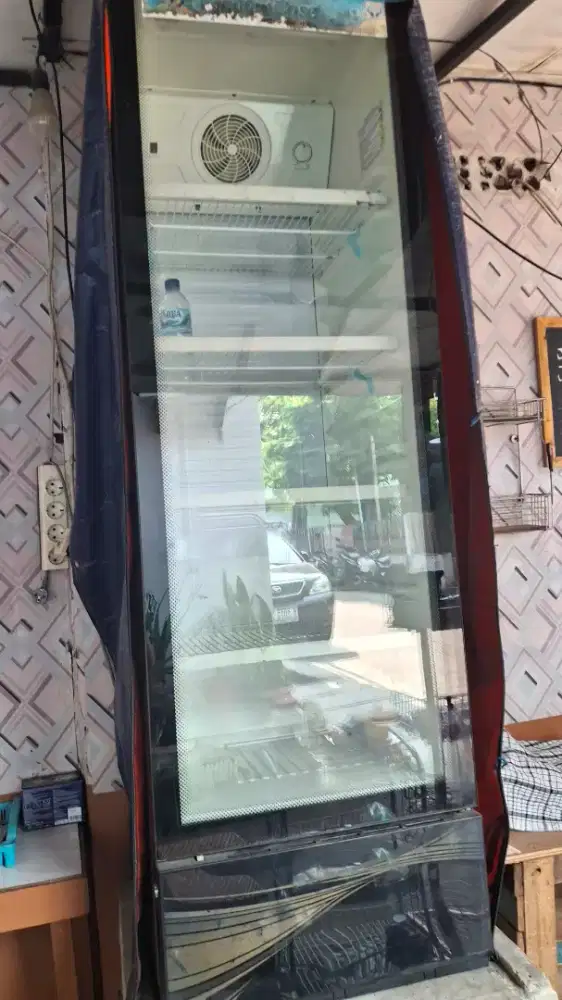 Kulkas Polytron tipe show case 230 liter (Second)