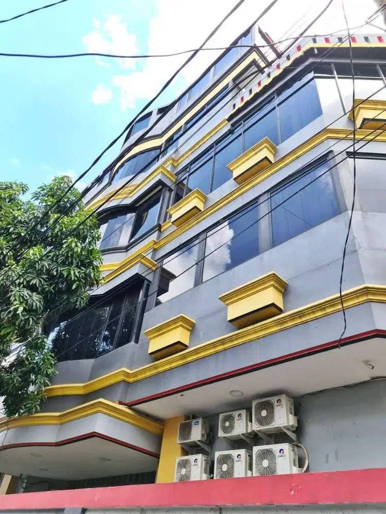 Hotel Penginapan OYO 50 Kamar Omset Bagus di Cideng, Jakarta Pusat