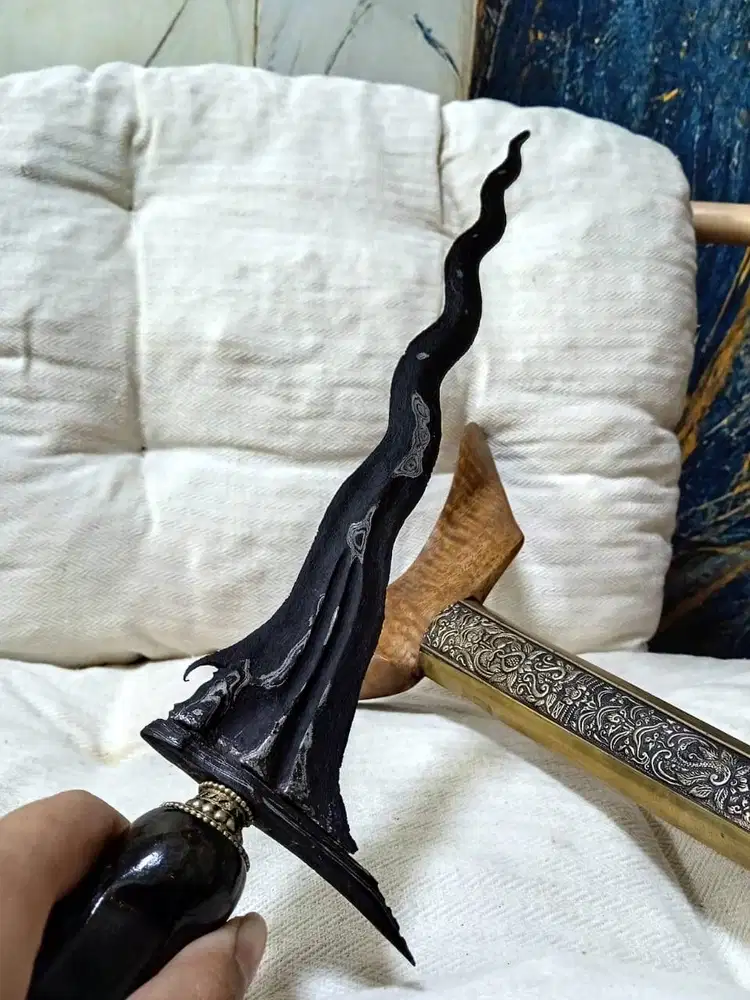 Keris MAJAPAHIT Sepuh, Keris Sabuk Inten pamor Ceprit
