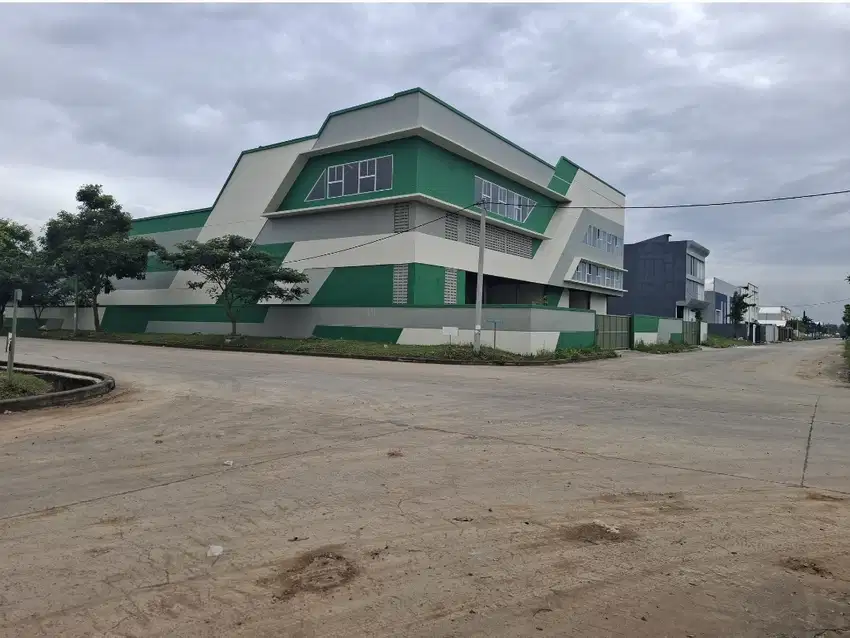 JUAL PABRIK BARU KAWASAN LAKSANA PAKUHAJI TANGERANG DEKAT PIK 2