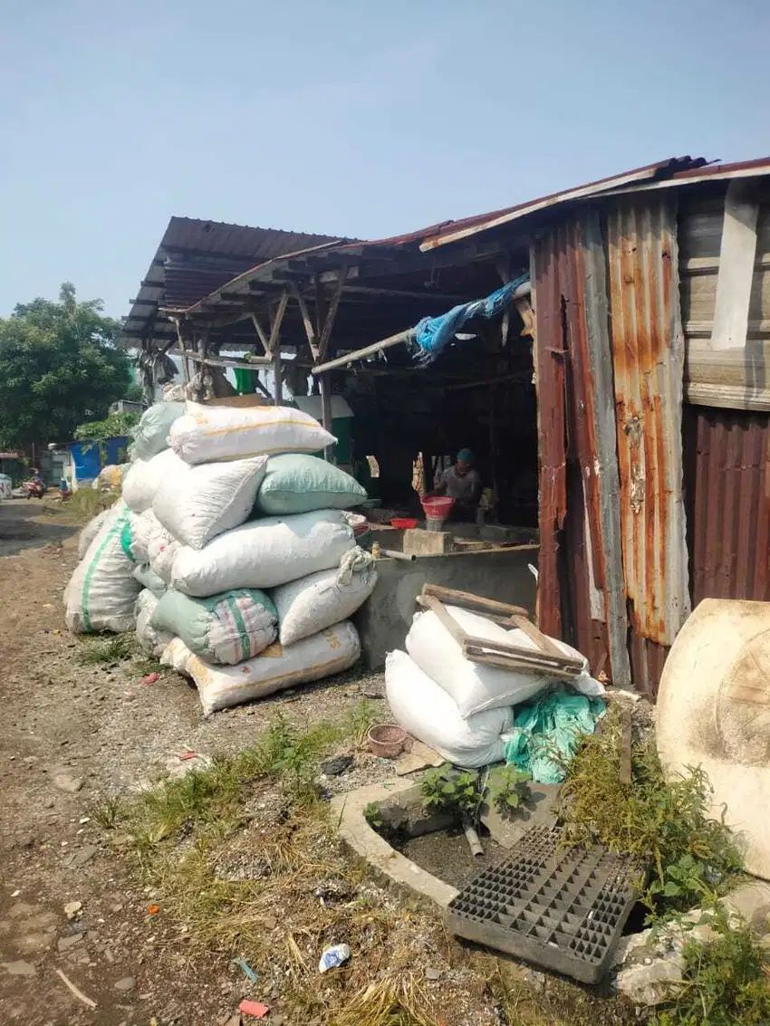 DIJUAL TANAH LUAS 3000 DI PETERNAKAN II, KAPUK