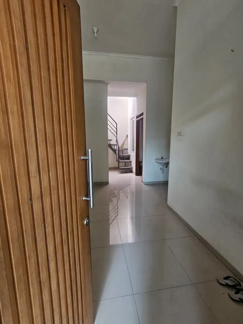 dijual rumah siap huni di tki 1 taman kopo indah bandung sayap holis