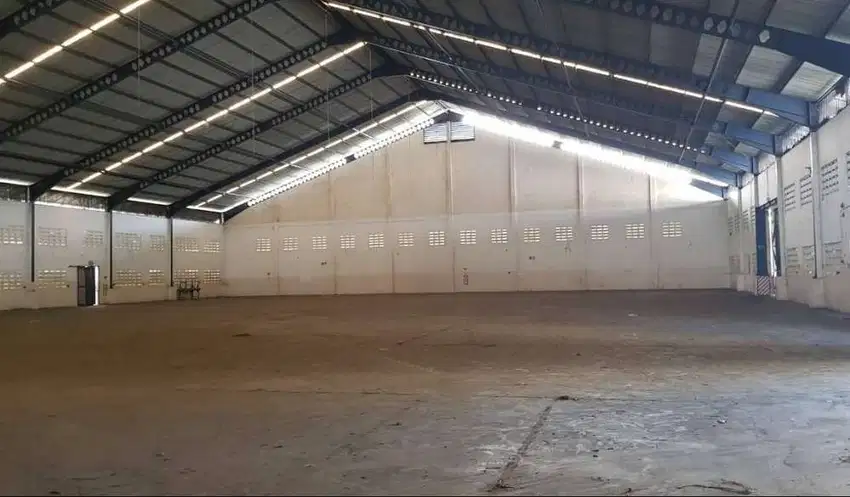 Dijual eks pabrik di Pakis Malang