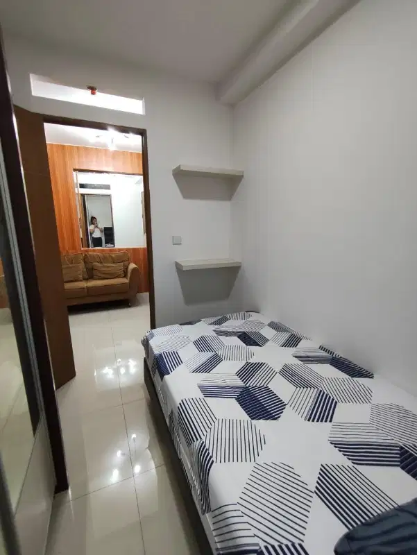 dijual cepat apartemen the oak tower furnised lokasi sangat strategis