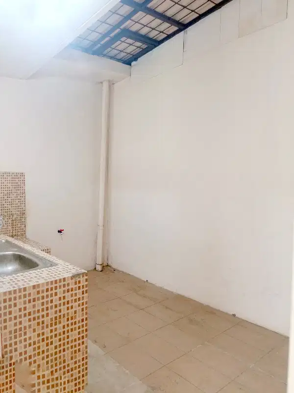 Dijual rumah murah di Graha Raya Bintaro Jaya Tangerang selatan