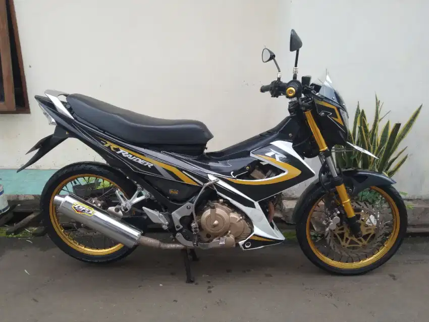 Satria f 2014 lengkap bagus