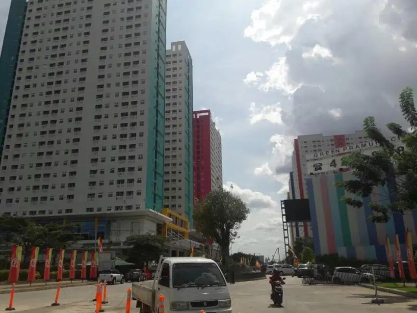 APARTEMEN GREEN PRAMUKA SEWA 2KAMAR TIDUR NOFURNIS TAHUNAN