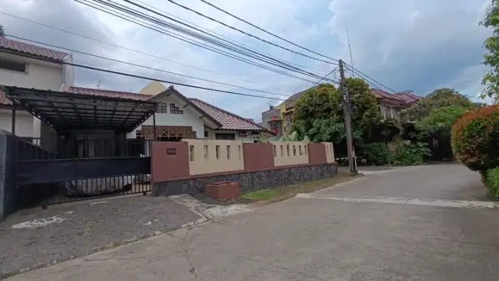 Dijual Rumah Hook 2 miliaran di boulevard jatibening estate bekasi