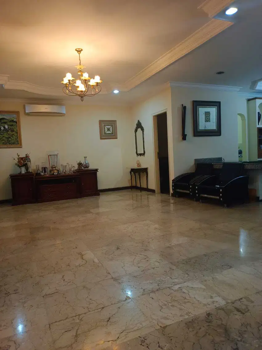 Dijual Rumah Siap Huni Dalam Komplek Di Cinere Depok