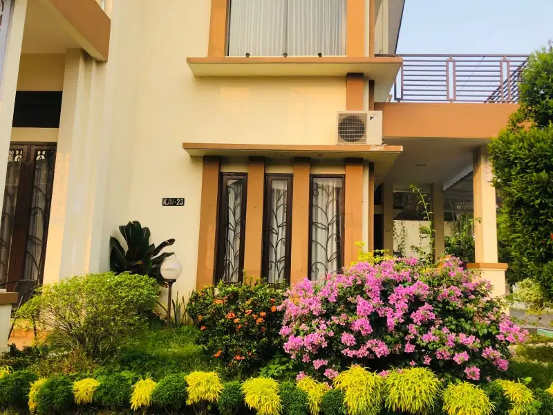 JUAL CEPAT RUMAH MEWAH CIREBON +SWIMING POLL