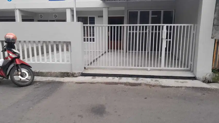 Disewakan Rumah siap huni baru renovasi bebeas banjir