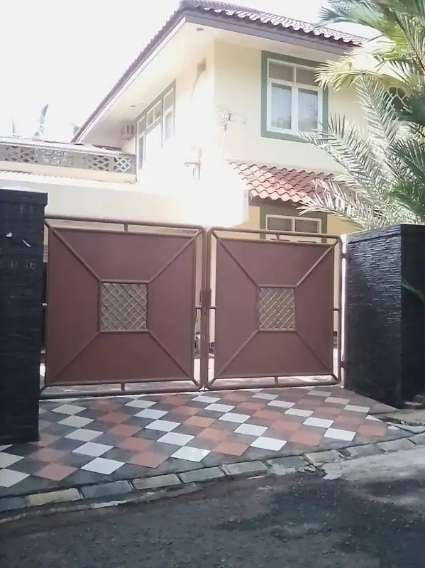 MURAAH BANGET RUMAH MEWAH LUAS CITRA GRAN BEKASI