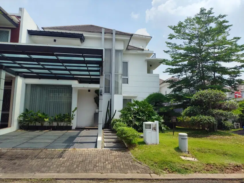 Rumah Kota Wisata Siap Huni Bagus Rapih 3 Lantai