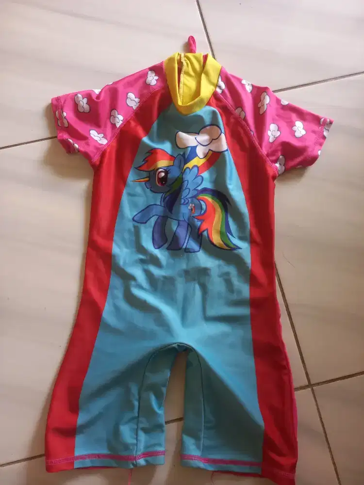 Dijual baju renang anak perempuan usia 3 s/d 5 tahun