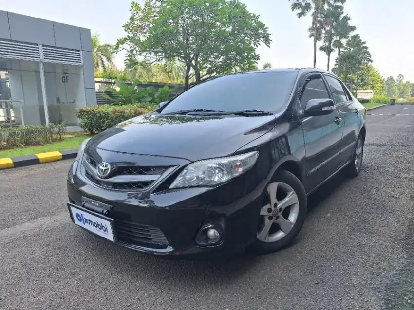 TDP Rendah -  Toyota Corolla Altis 2.0 V Bensin AT 2012 Hitam LP