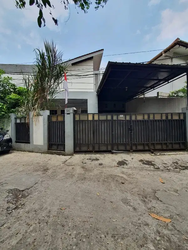 Jual rumah 2 lantai di kebagusan pasar minggu
