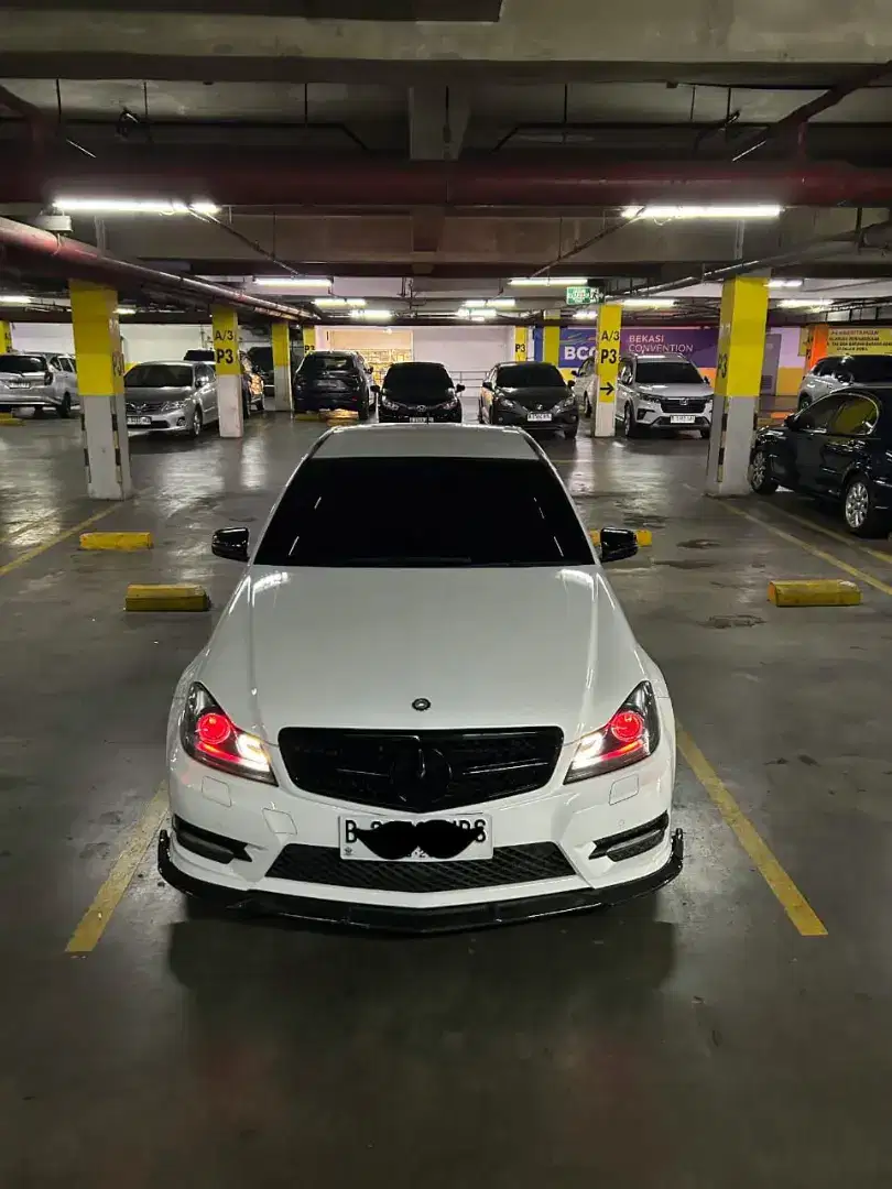 Mercy Mercedes Benz C250 W204 2013