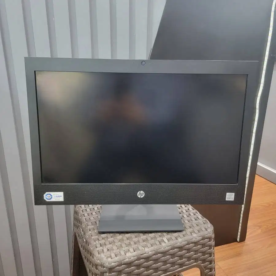 Pc aio hp 600 G6 core i5 10600T gen10-Ram 8gb-Ssd 256gb-21 inch D-MKS