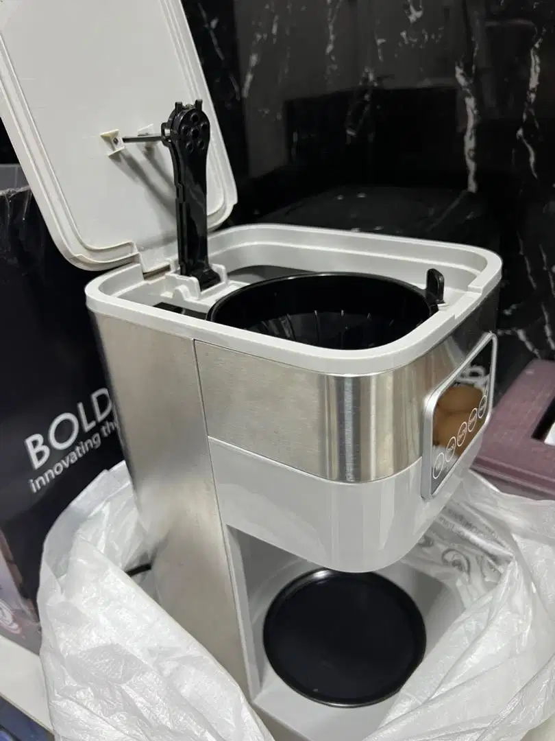 Coffe maker digital drip dari Bolde