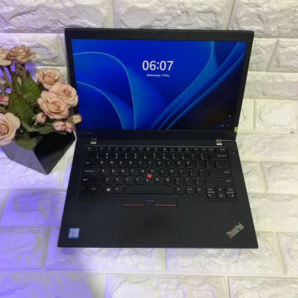 Laptop Lenovo Thinkpad T470s Core i7 GEN 7 RAM 8/256GB D-RTV