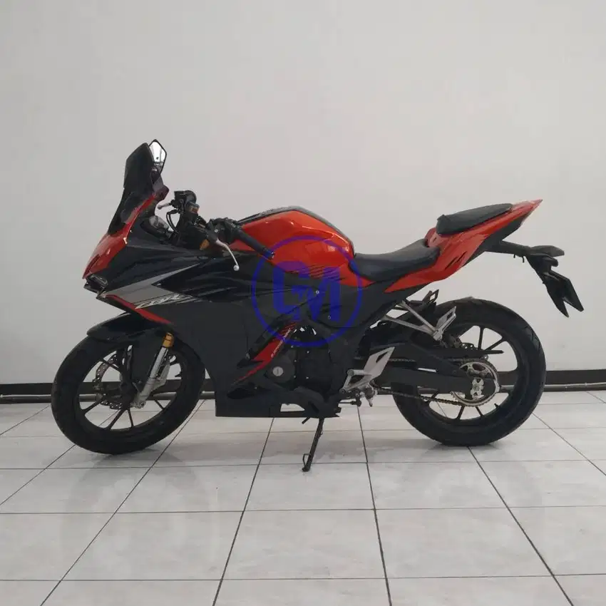 Honda CBR 150R Tahun 2021, Cash - Kredit