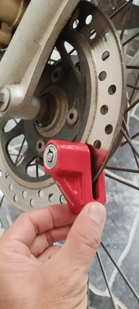 GEMBOK CAKRAM ORI AHM HONDA SEMUA JENIS MOTOR CAKRAM