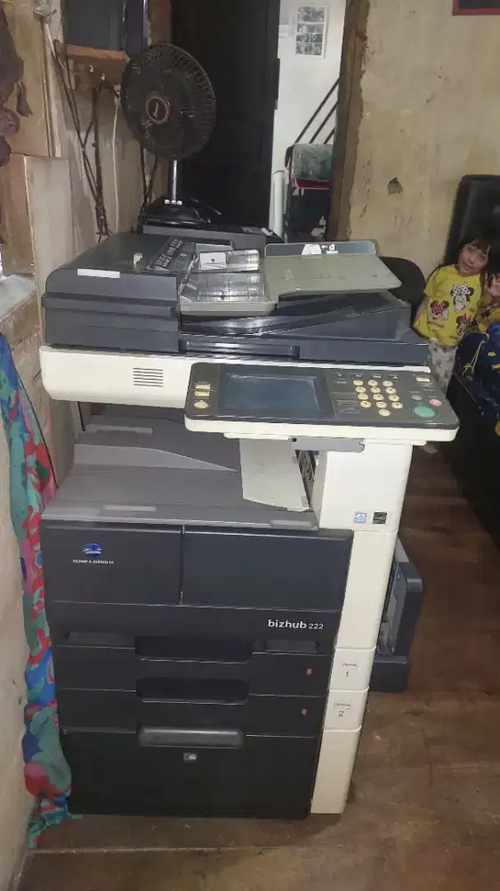 Mesin Poto copy Bizhub 222