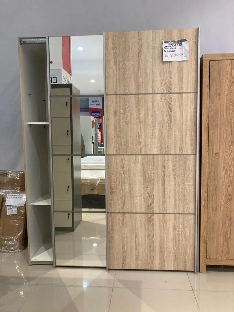 DIJUAL LEMARI SELMA SLIDING