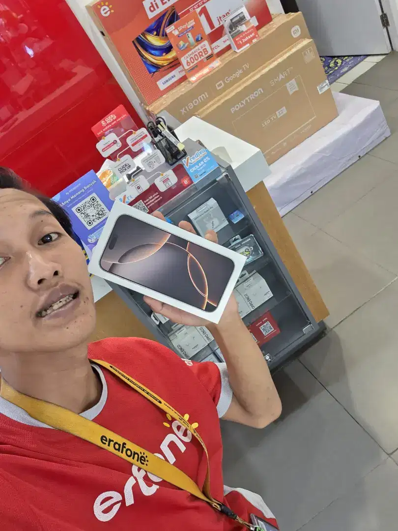 Tukar tambah hp lama mu dengan iPhone 16 pro max 256GB