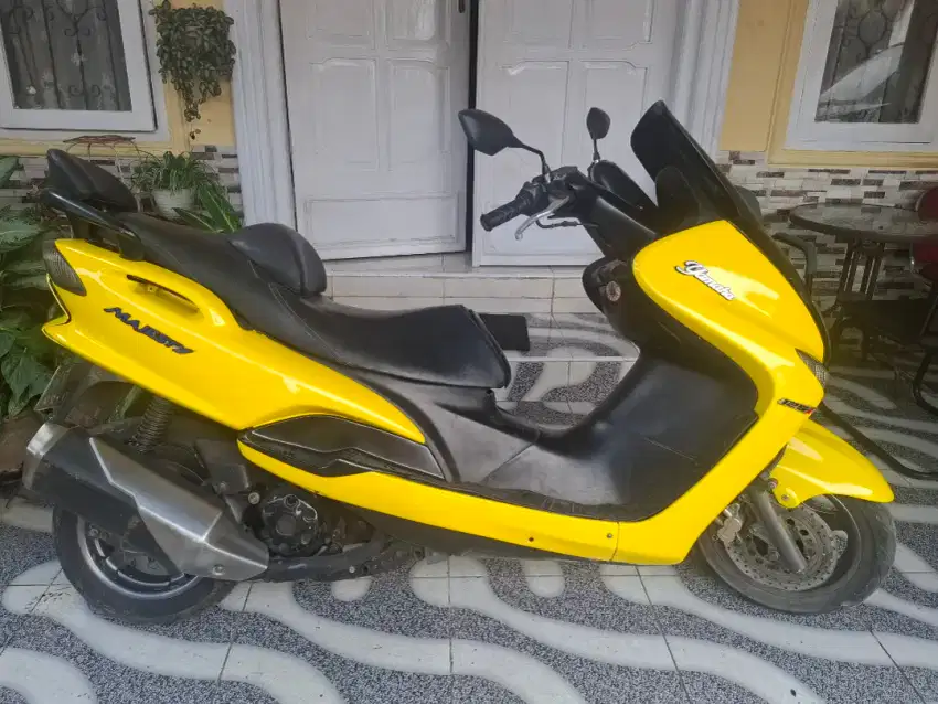 Yamaha Majesty Plat B