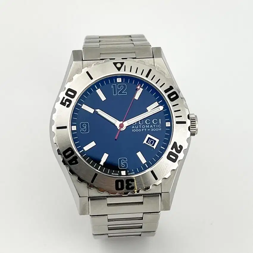 GUCCI Pantheon Automatic Diver. 115.2