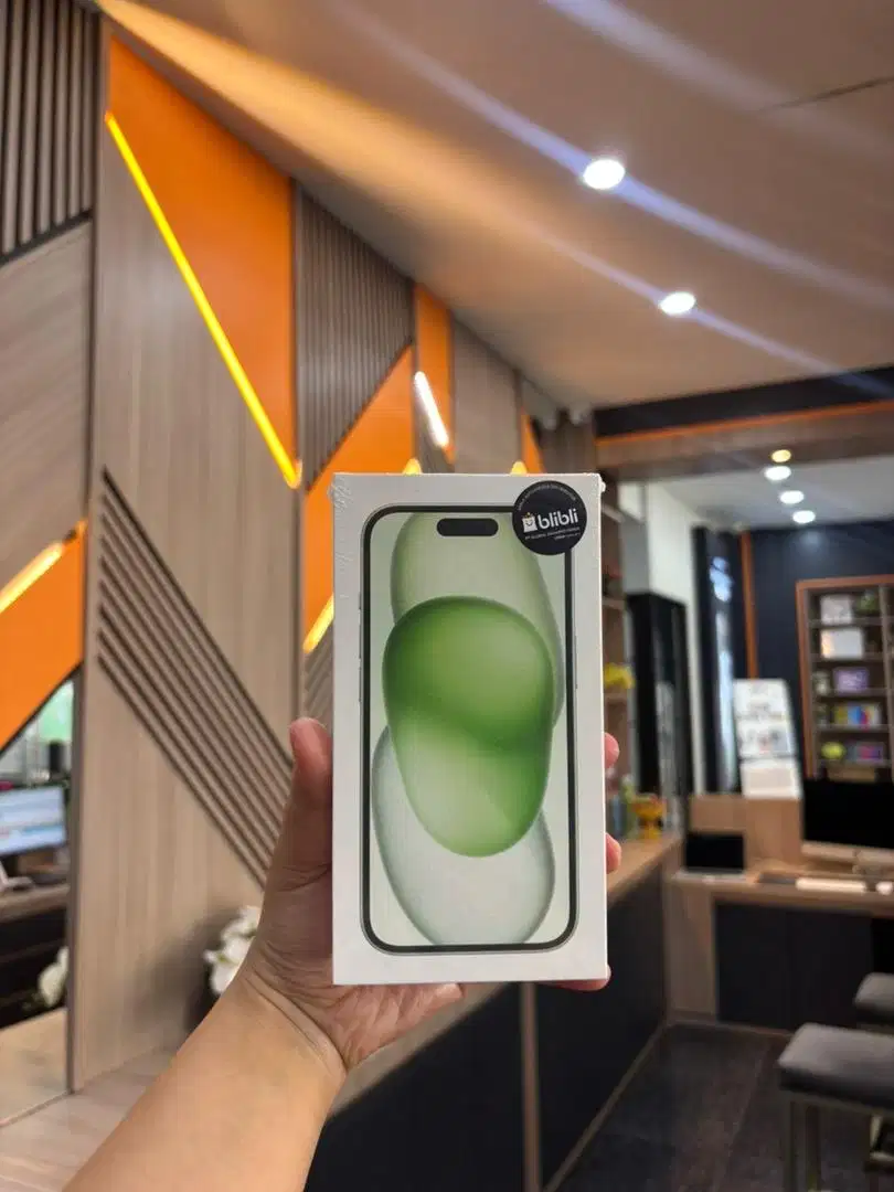 IPHONE 15 BIASA GREEN 128 GB BRAND NEW