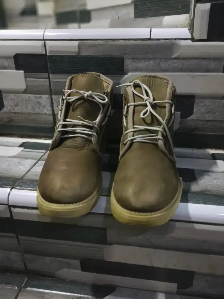 SEPATU WALK HIKING LEATHER