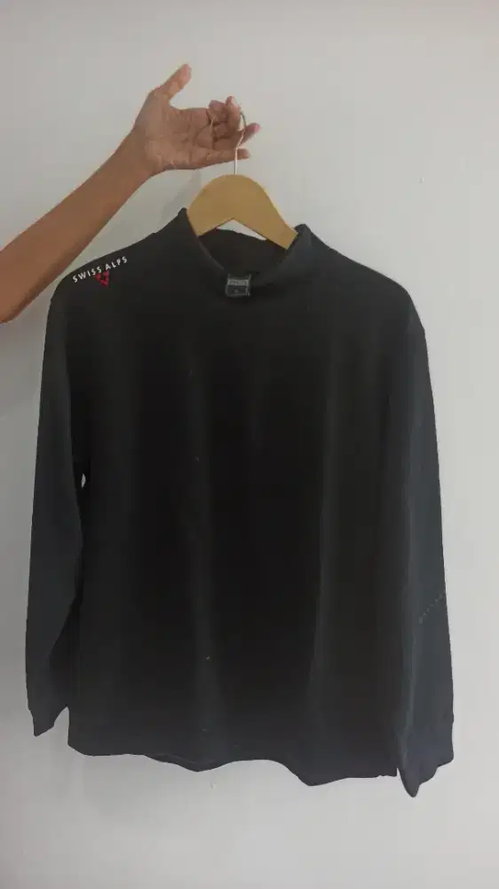 Preloved t-shirt