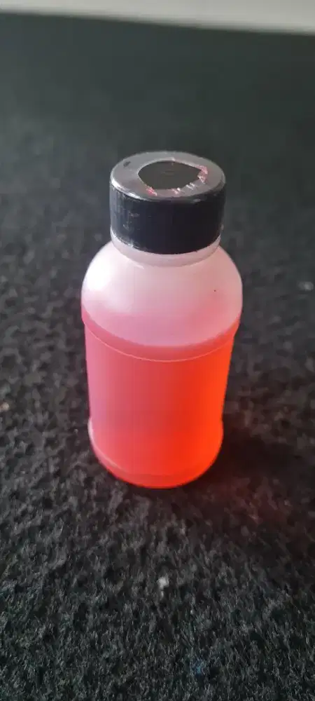 Cairan Pembersih LEM POLAROID PANEL TV