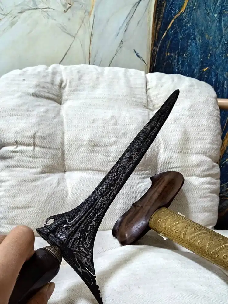 Keris Sepuh Sinom pamor Untu Walang Warangka Gayaman Solo