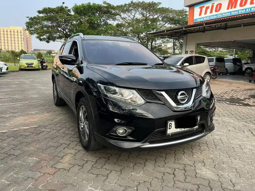 Nissan Xtrail 2016 2.5 AT Hitam Murah Bagus