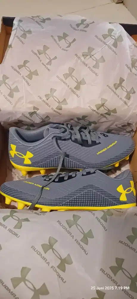Under Armour Shadow Select 2
