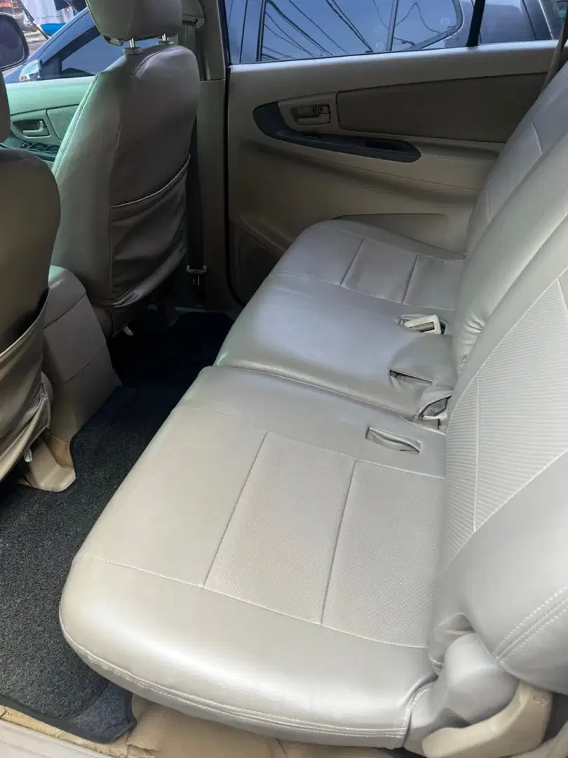 Toyota Kijang Innova 2007 Bensin